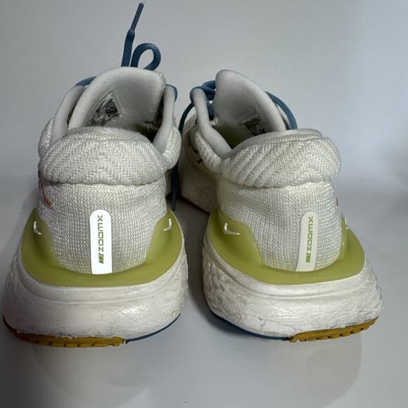 Nike ZoomX Invincible Run Flyknit 2 Men’s Size 12 White Sneakers Shoe DV1745-181 main image 14